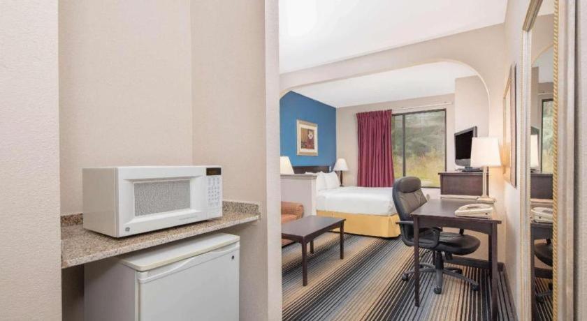 Hotel Baymont By Wyndham Laurel Exterior foto
