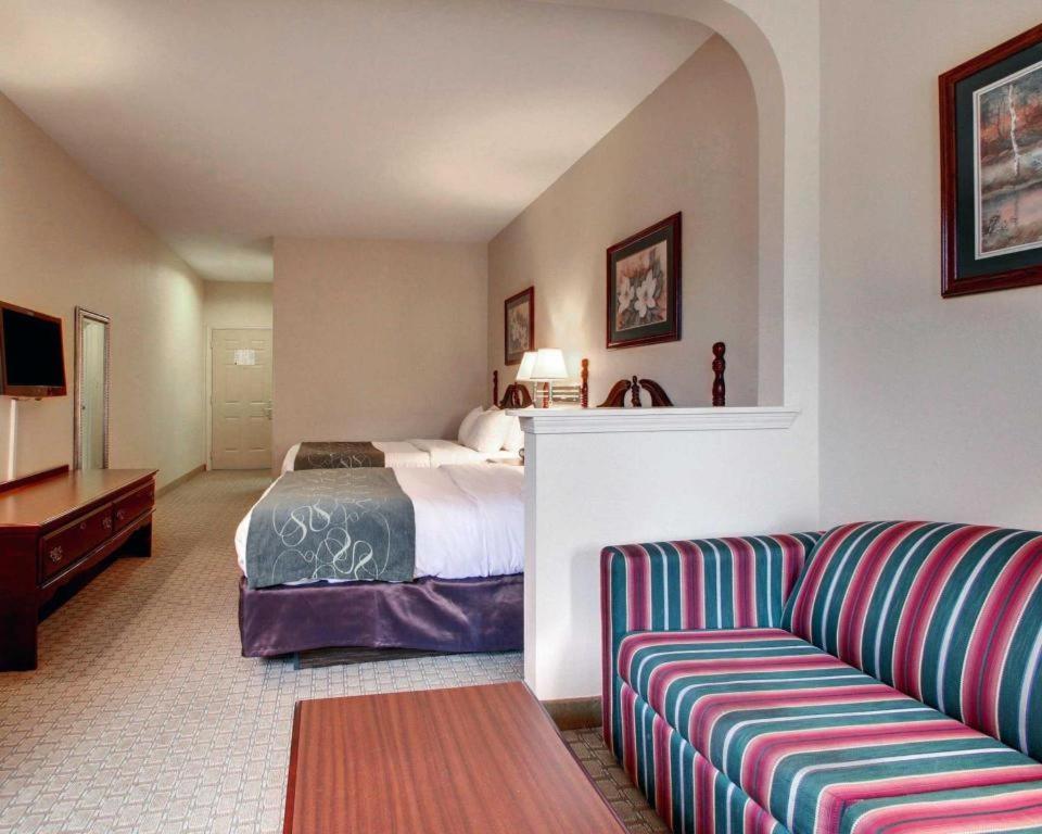 Hotel Baymont By Wyndham Laurel Exterior foto